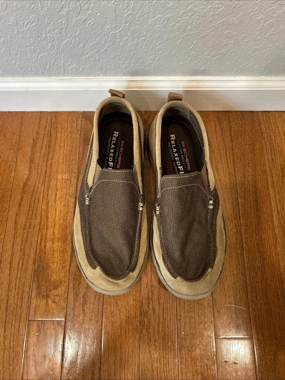 Skechers milford slip